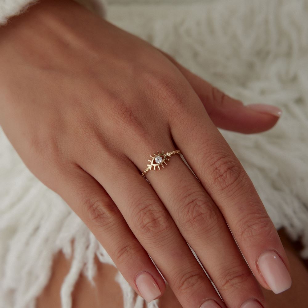 Göz Taşlı Yüzük