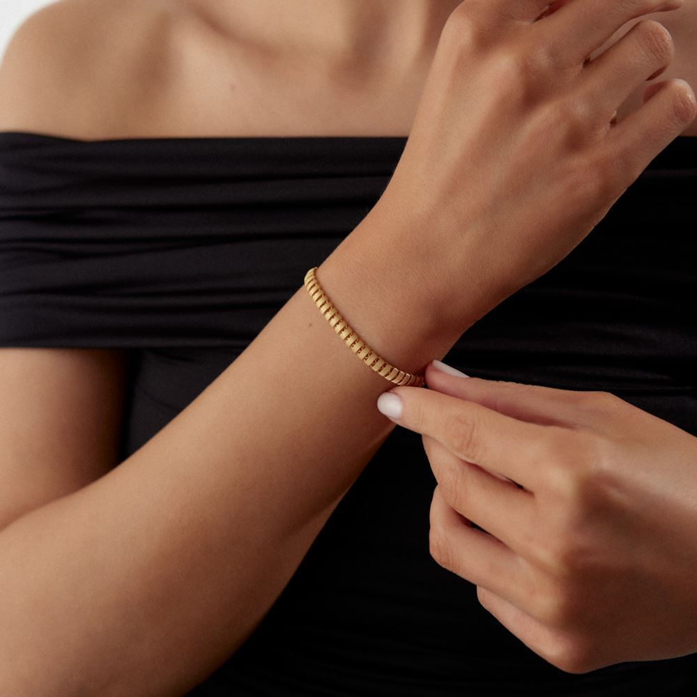 Kırmızı Sıralı Bileklik