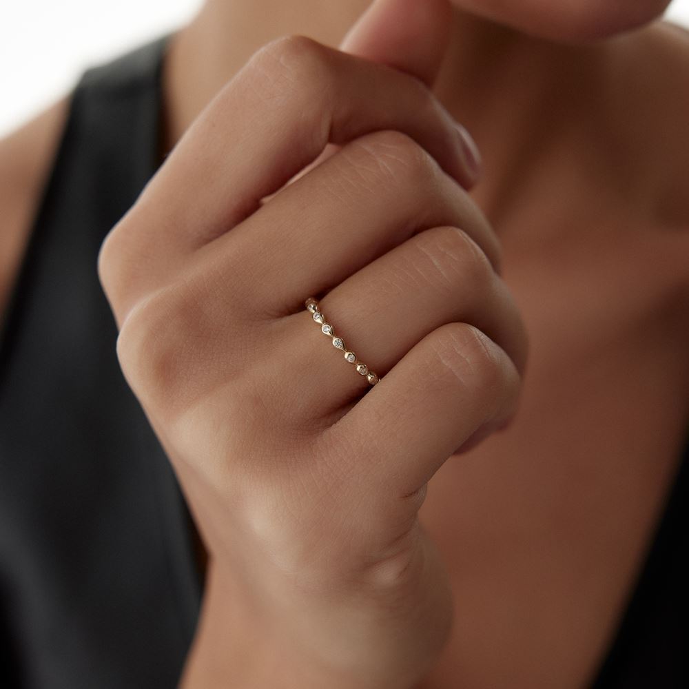 Damla Sıralı Taşlı Yüzük